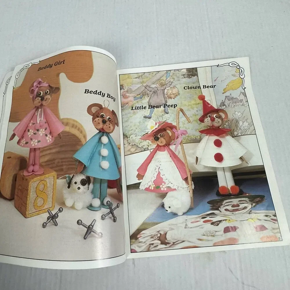 Plaid's Paint Paper.  Bear in Mind Ornaments Figures Craft Instruction Book 8270